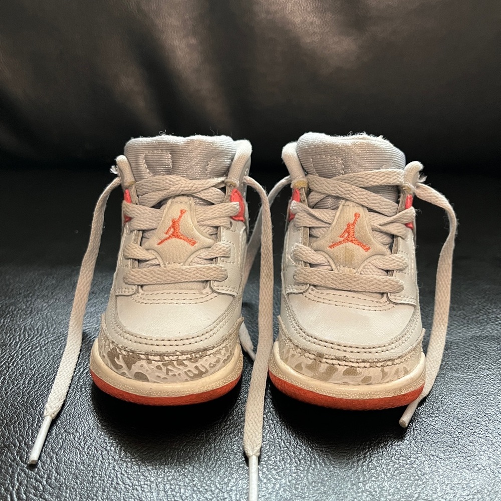 Air Jordan Spizike TD Wolf Grey/Salmon-Coral Size 5C - Baby/Toddler
